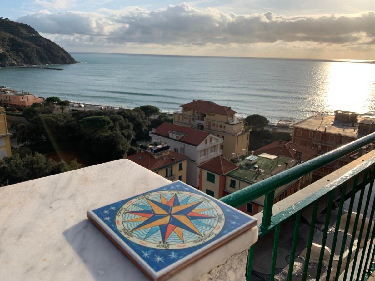 Sunray By The Sea Lägenhet Levanto Exteriör bild